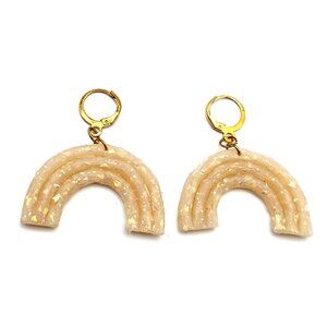 ✨ Beige Glitter Resin Rainbow Earrings with Gold Leverbacks – Fun & Lightweight